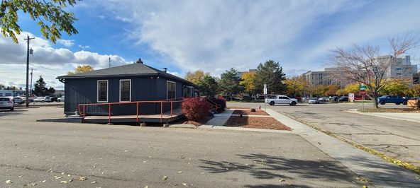 880 N Curtis Rd, Boise, ID 83706